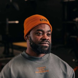 SBD Forge Beanie: Univerzální čepice, kvalitní materiál, limitovaná edice